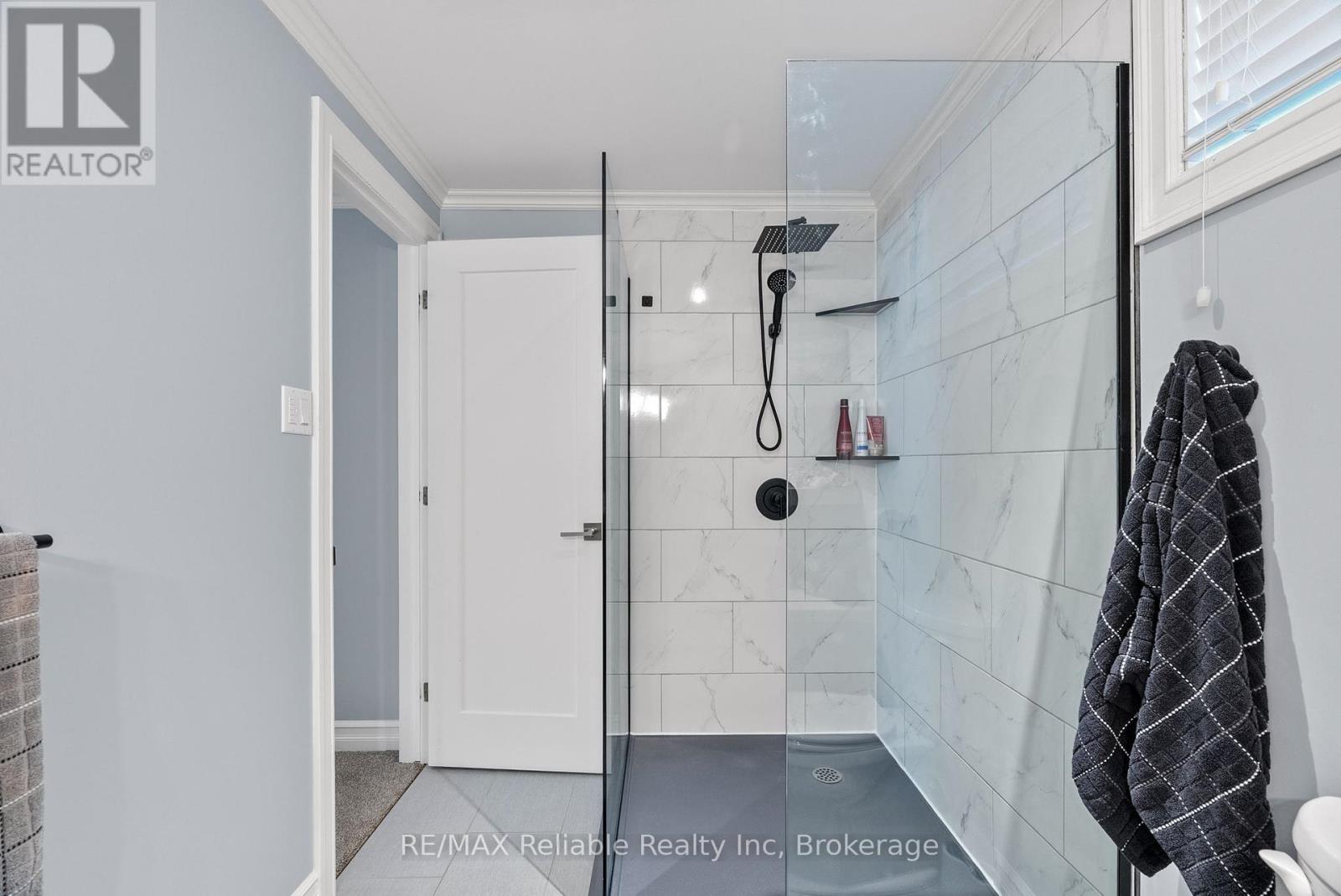 17 Harbour Court, Bluewater, Ontario  N0M 1G0 - Photo 38 - X12439193