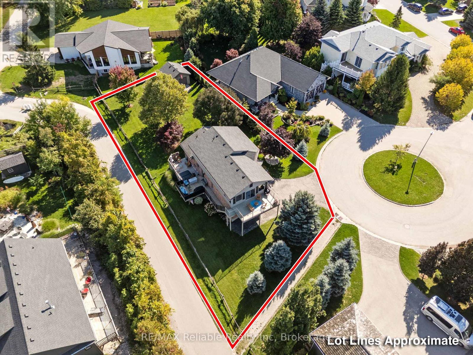 17 Harbour Court, Bluewater, Ontario  N0M 1G0 - Photo 9 - X12439193