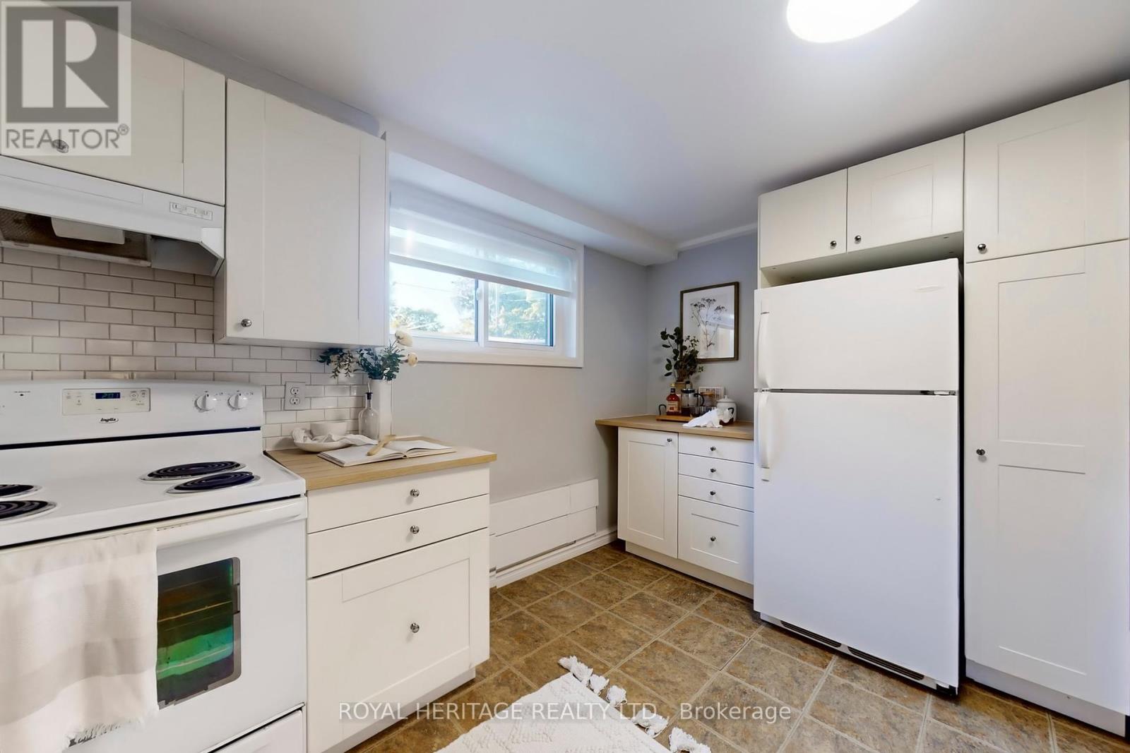 233 Palace Street, Whitby (Downtown Whitby), Ontario  L1N 5G1 - Photo 32 - E12444879
