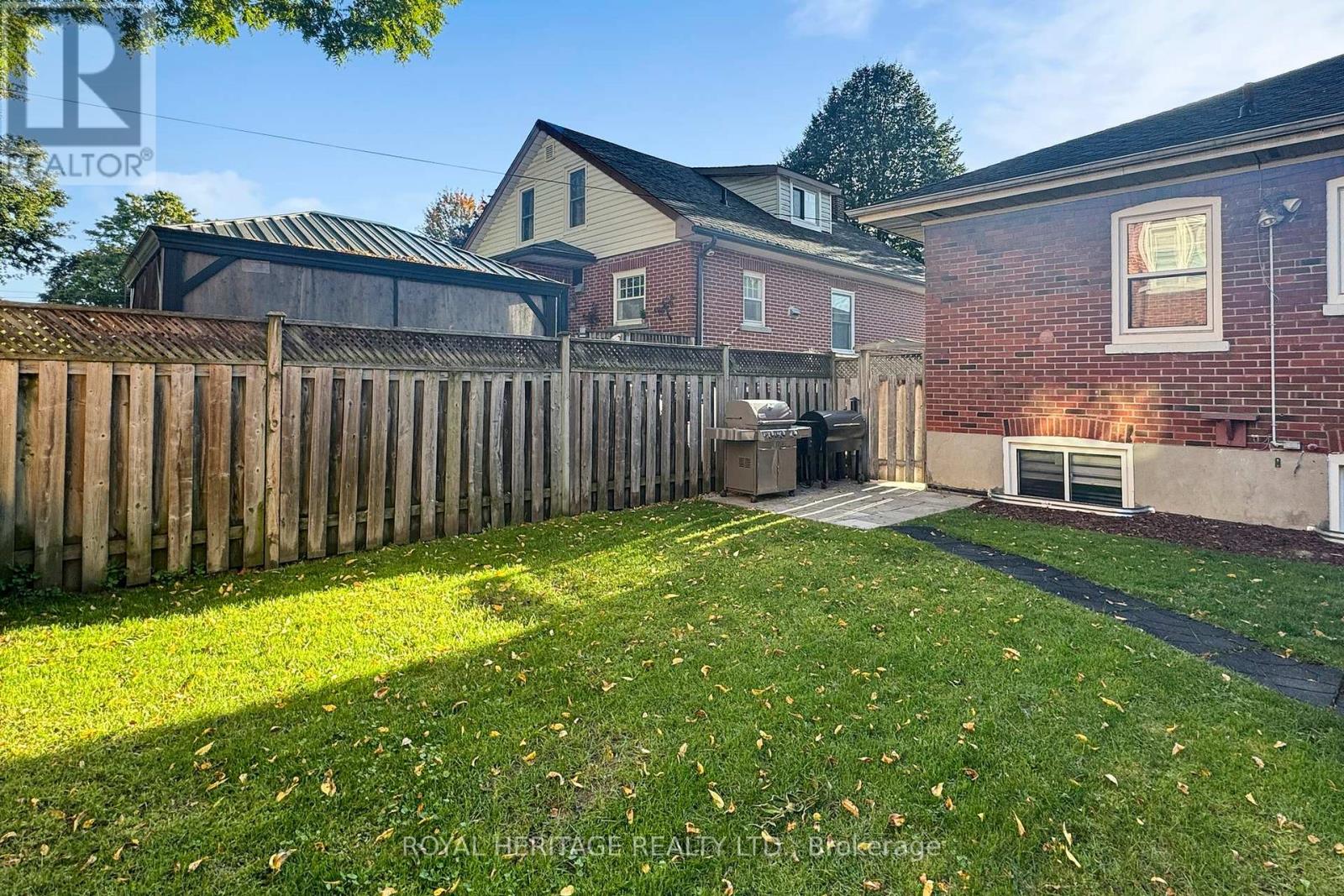 233 Palace Street, Whitby (Downtown Whitby), Ontario  L1N 5G1 - Photo 45 - E12444879