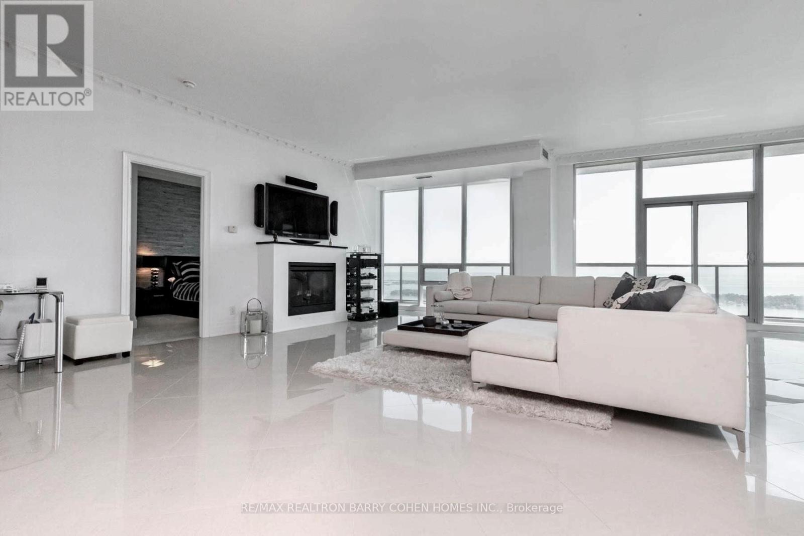 5101 - 16 Harbour Street, Toronto, Ontario  M5J 2Z7 - Photo 11 - C12435978