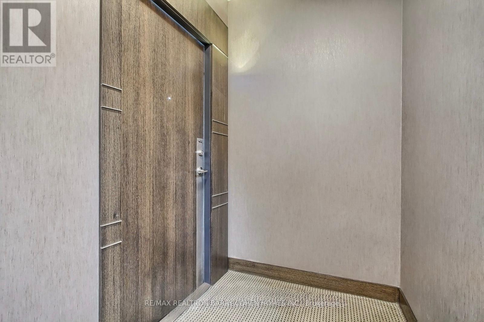 5101 - 16 Harbour Street, Toronto, Ontario  M5J 2Z7 - Photo 5 - C12435978