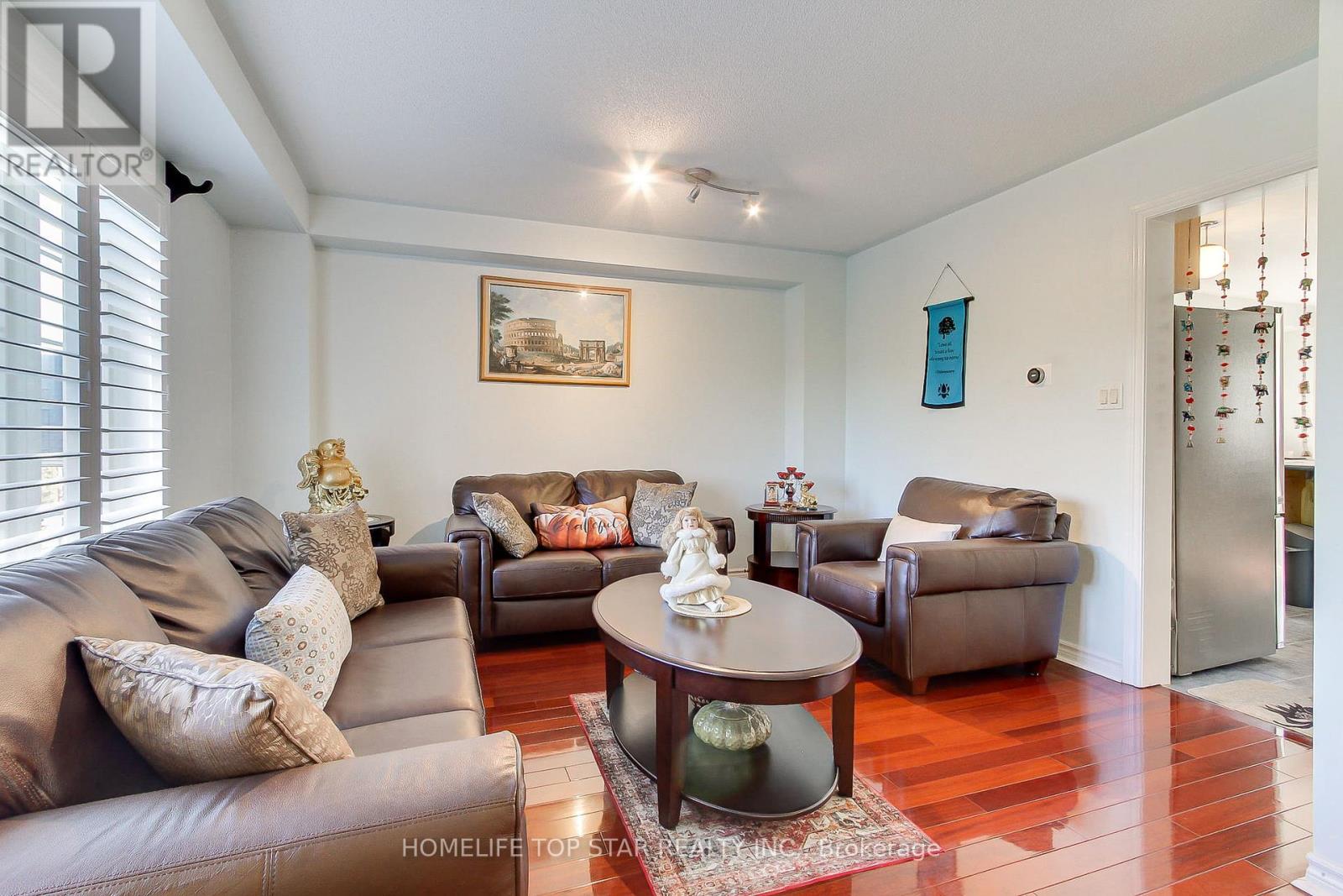 231 Knapton Drive, Newmarket, Ontario  L3X 3B6 - Photo 11 - N12444884