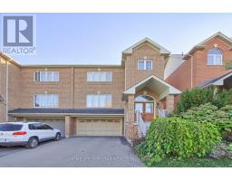 231 KNAPTON DRIVE, Newmarket, Ontario