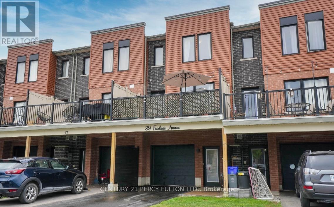 89 Fairlane Avenue, Barrie, Ontario  L9L 0M9 - Photo 2 - S12443882