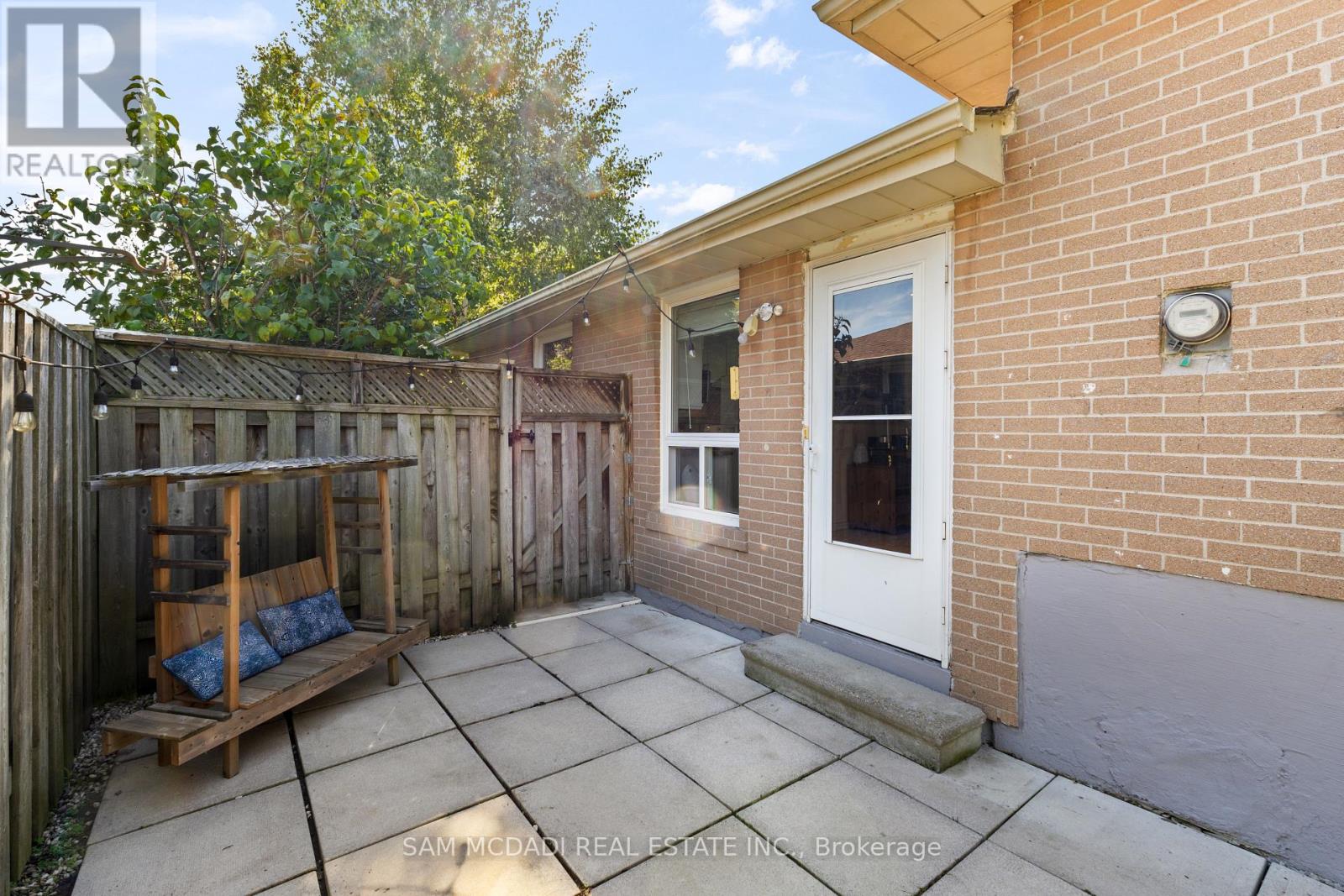 77 Lockton Crescent, Brampton (Brampton East), Ontario  L6W 1C2 - Photo 33 - W12444881