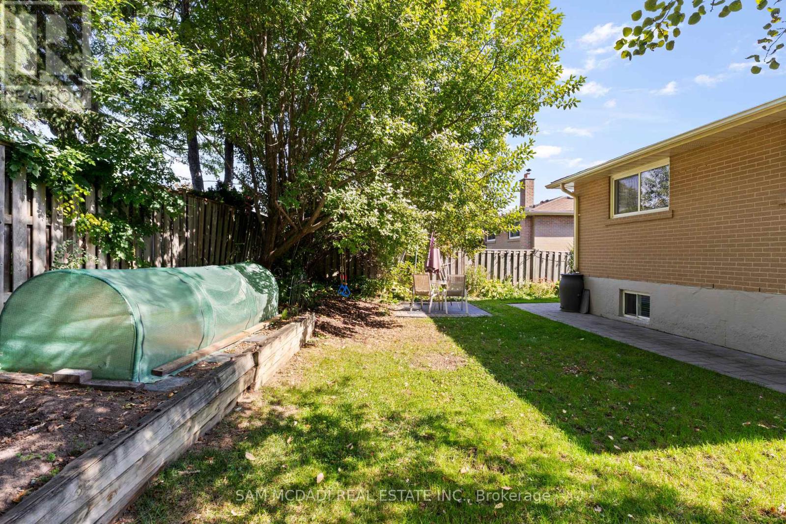77 Lockton Crescent, Brampton (Brampton East), Ontario  L6W 1C2 - Photo 37 - W12444881