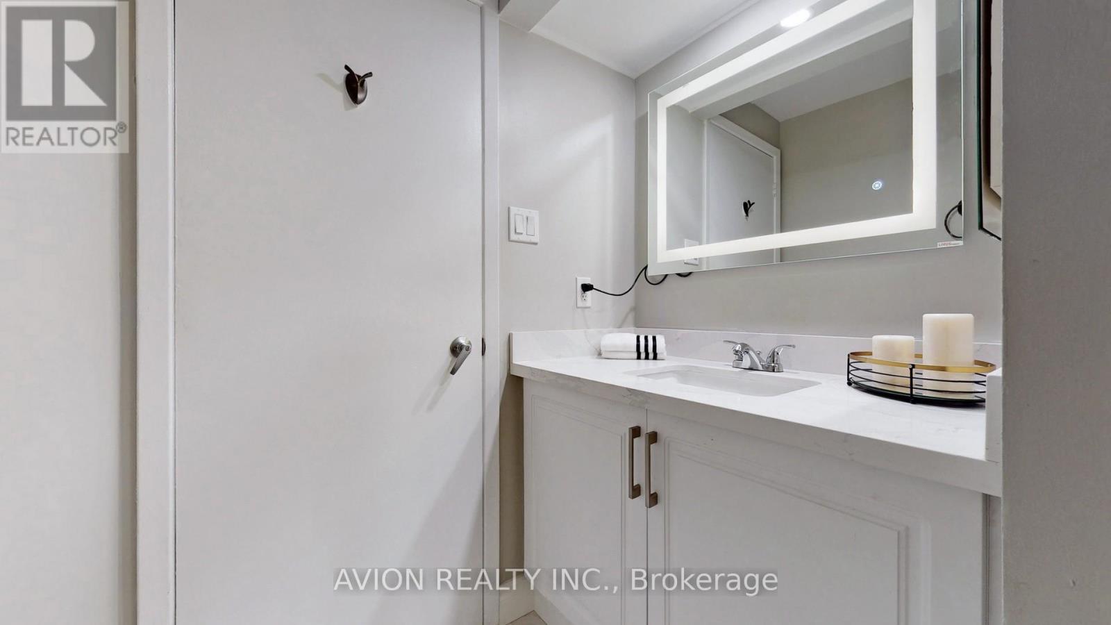 41 - 6679 Shelter Bay Road, Mississauga, Ontario  L5N 2A2 - Photo 12 - W12444892