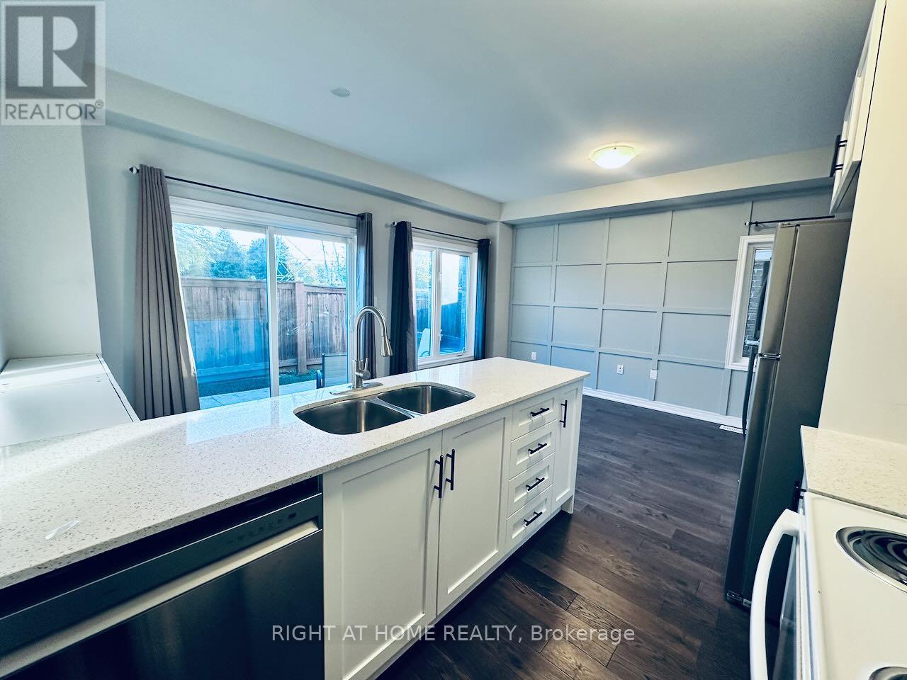 69 - 377 Glancaster Road, Hamilton, Ontario  L9G 0G4 - Photo 12 - X12444889