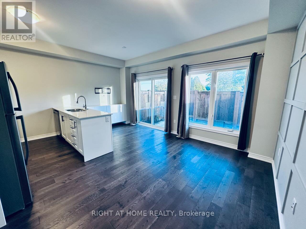 69 - 377 Glancaster Road, Hamilton, Ontario  L9G 0G4 - Photo 14 - X12444889