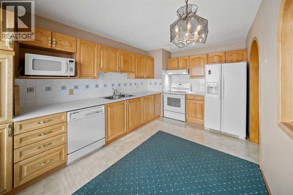 131 Prominence Heights Sw, Calgary, Alberta  T3H 2Z6 - Photo 22 - A2238661