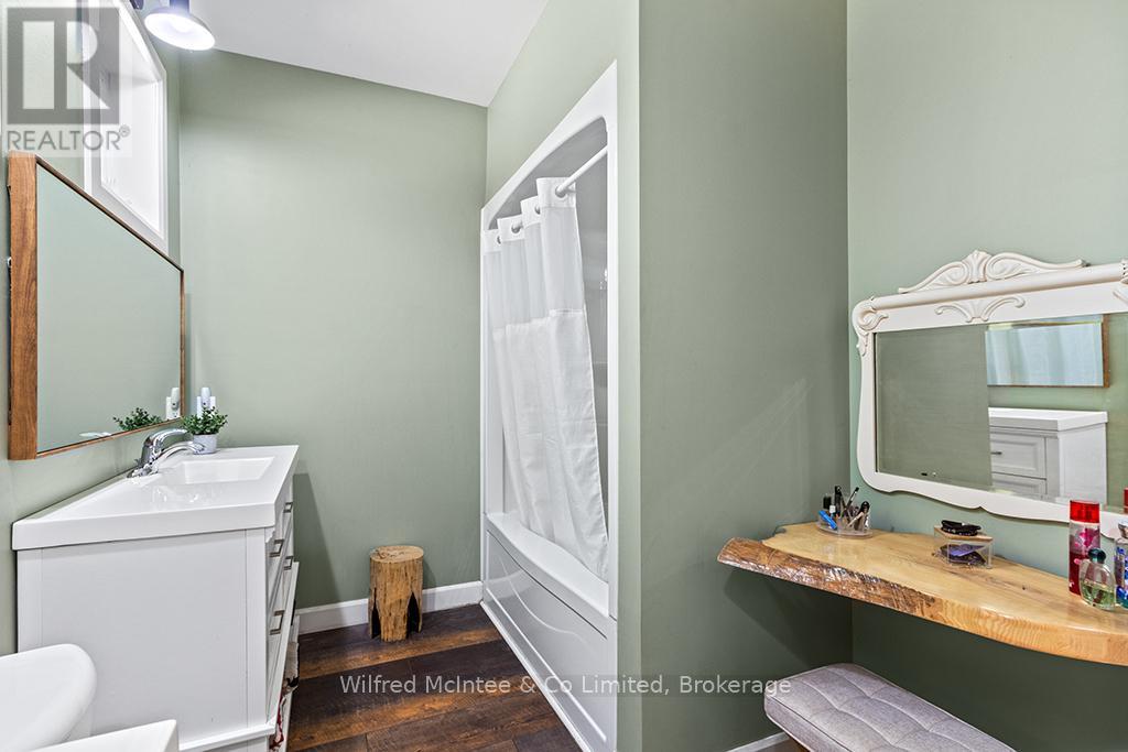 78 Indian Trail, South Bruce Peninsula, Ontario  N0H 2T0 - Photo 41 - X12441888