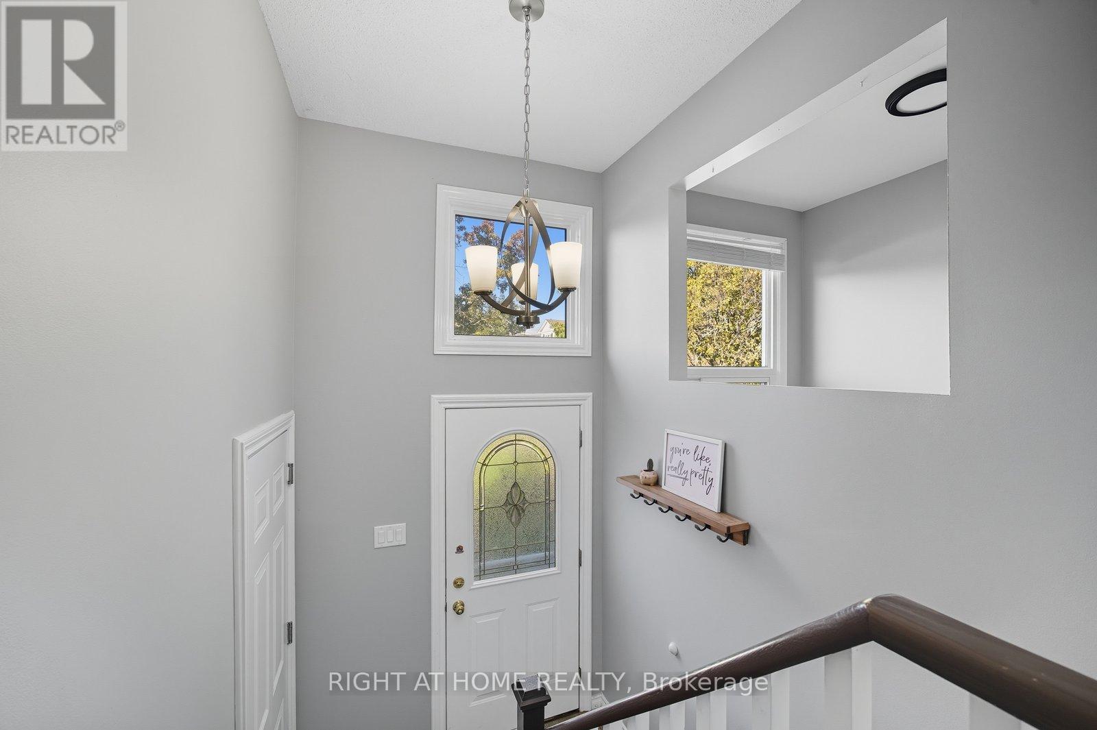 15 Glanville Crescent, Clarington (Bowmanville), Ontario  L1C 4L7 - Photo 6 - E12444915