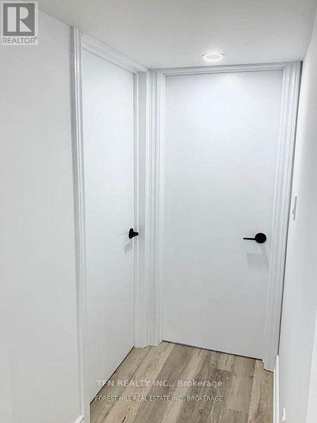 Lower - 291 Brighton Avenue, Toronto, Ontario  M3H 4G3 - Photo 10 - C12444909
