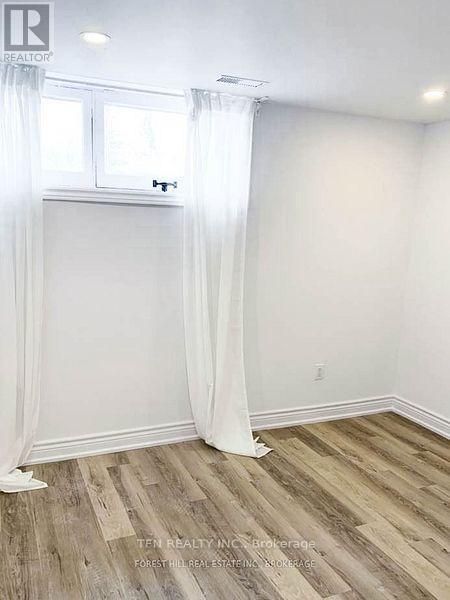 Lower - 291 Brighton Avenue, Toronto, Ontario  M3H 4G3 - Photo 11 - C12444909