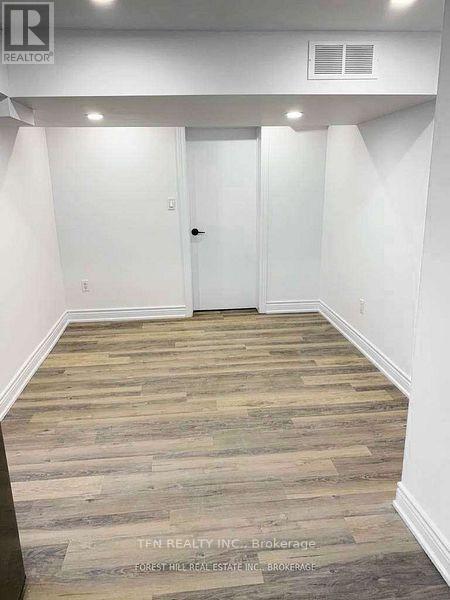 Lower - 291 Brighton Avenue, Toronto, Ontario  M3H 4G3 - Photo 14 - C12444909