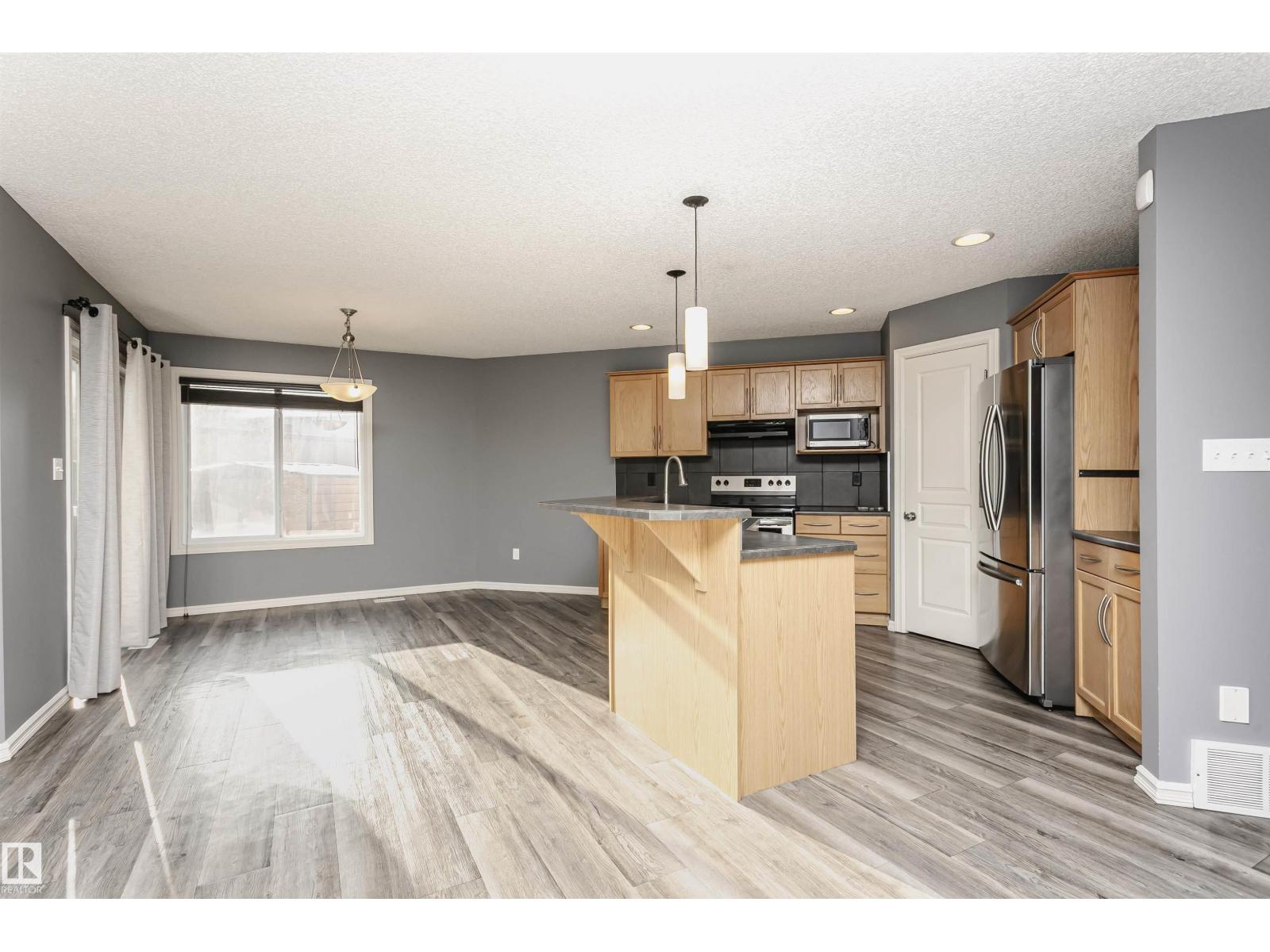 125 Rue Masson, Beaumont, Alberta  T4X 1S8 - Photo 10 - E4460623