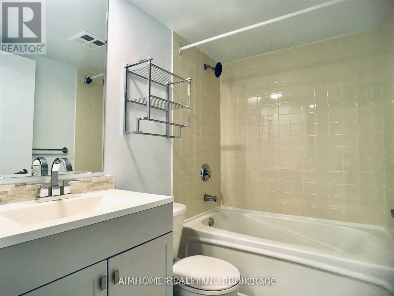 1101 - 36 Lee Centre Drive, Toronto, Ontario  M1H 3K2 - Photo 7 - E12444910