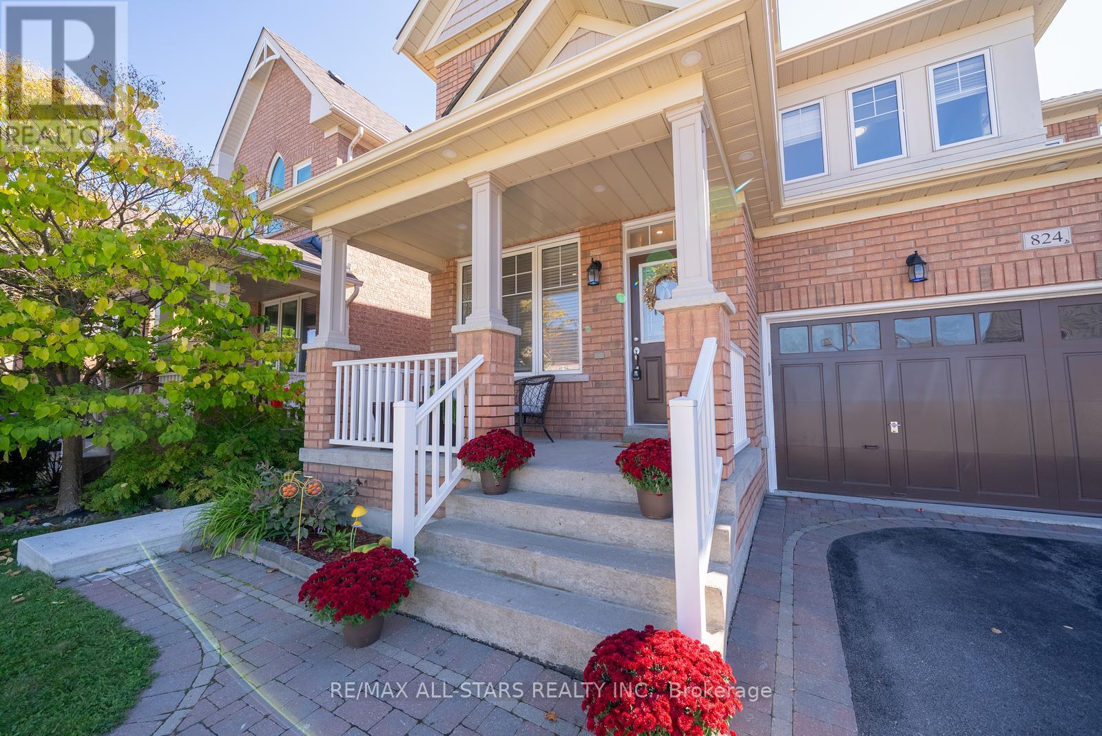 824 Millard Street, Whitchurch-Stouffville (Stouffville), Ontario  L4A 0B6 - Photo 1 - N12444903