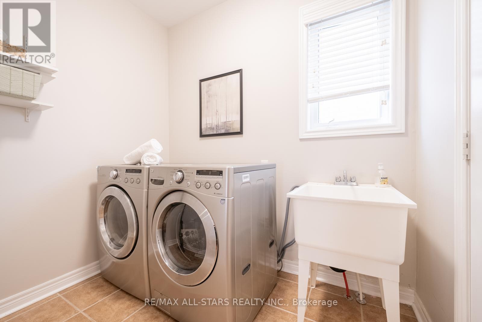 824 Millard Street, Whitchurch-Stouffville (Stouffville), Ontario  L4A 0B6 - Photo 16 - N12444903