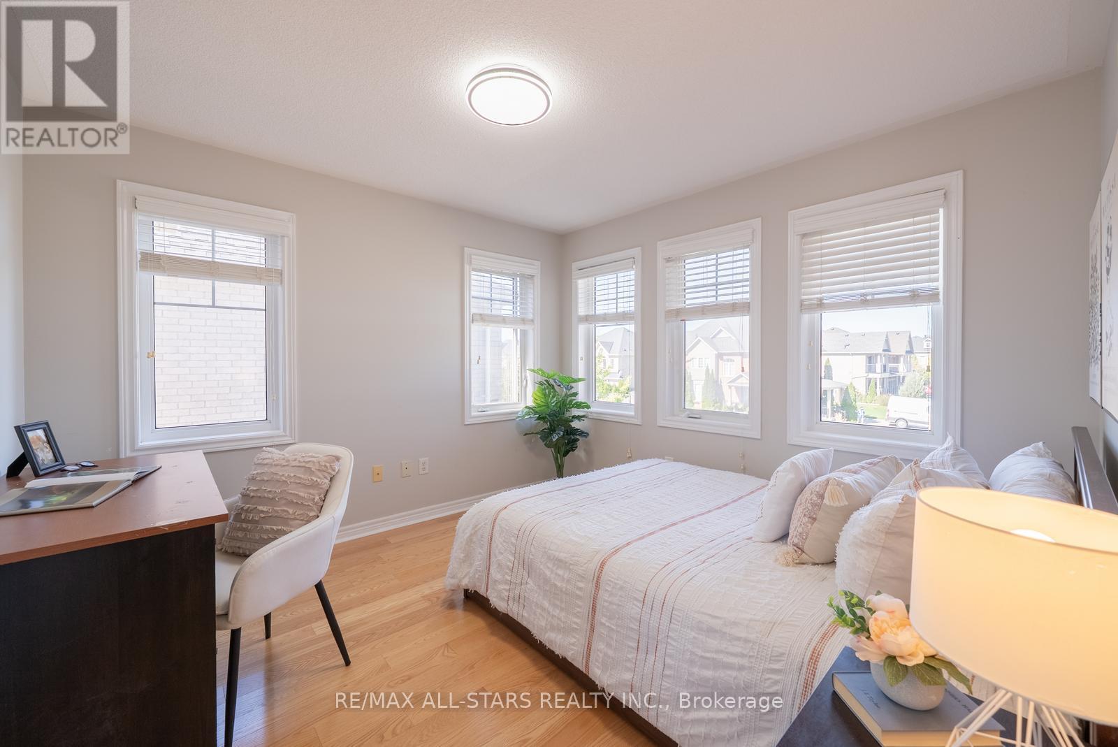 824 Millard Street, Whitchurch-Stouffville (Stouffville), Ontario  L4A 0B6 - Photo 20 - N12444903