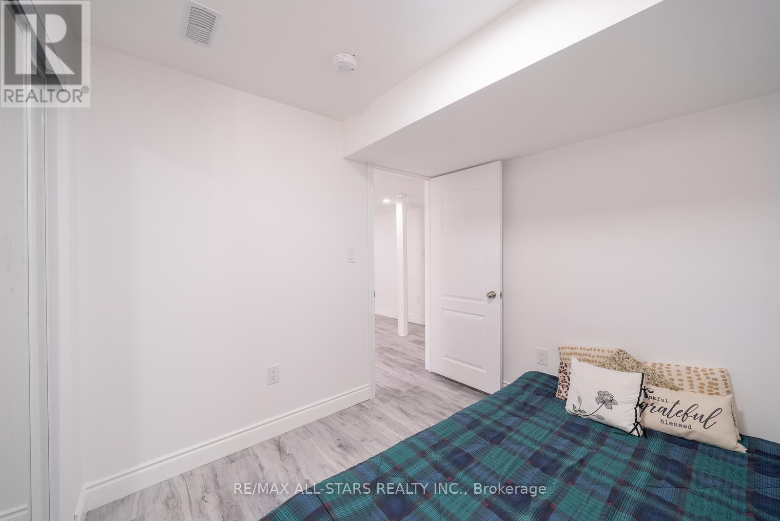 824 Millard Street, Whitchurch-Stouffville (Stouffville), Ontario  L4A 0B6 - Photo 35 - N12444903