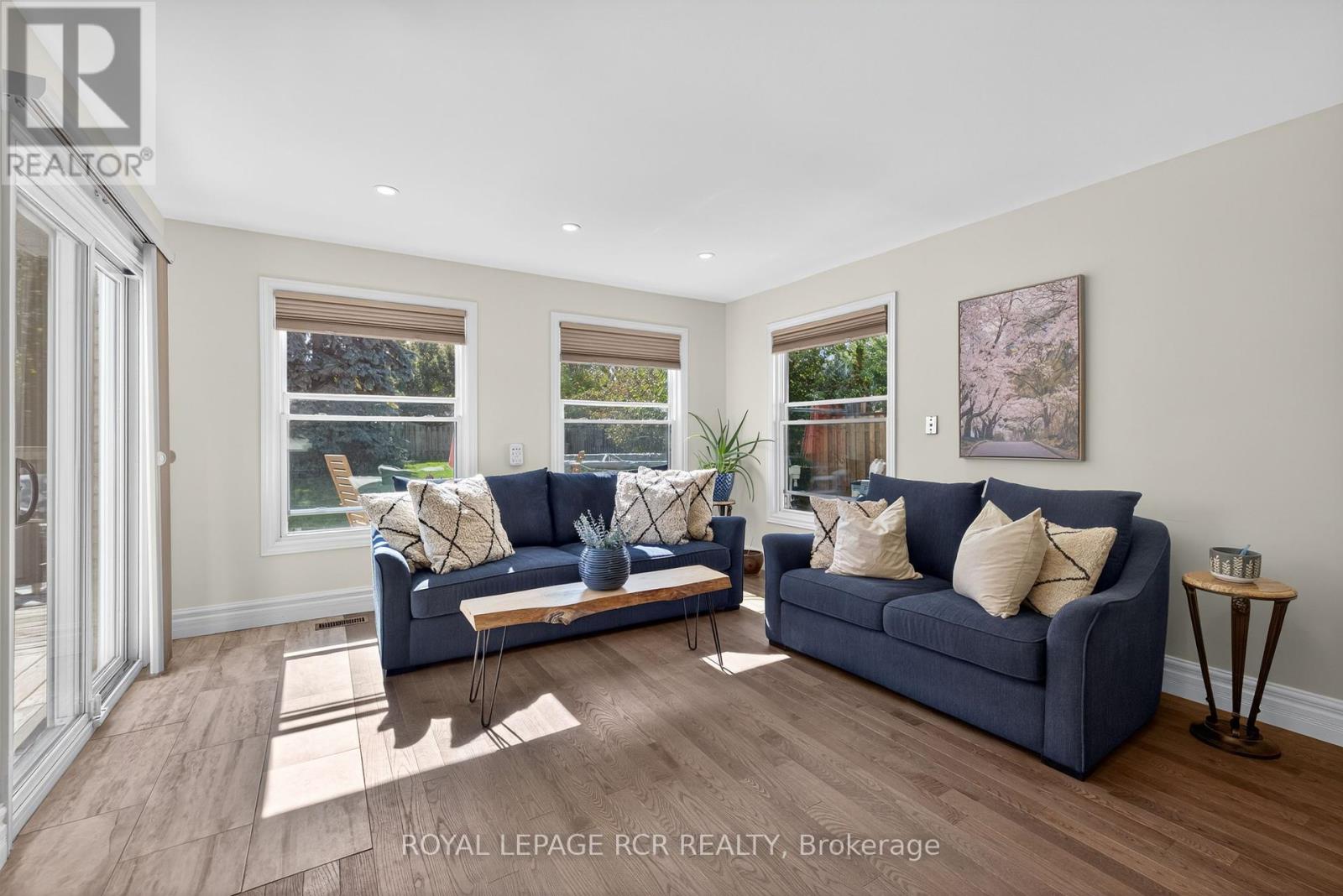 33 Summerhill Road, East Gwillimbury (Holland Landing), Ontario  L9N 1C6 - Photo 13 - N12444911