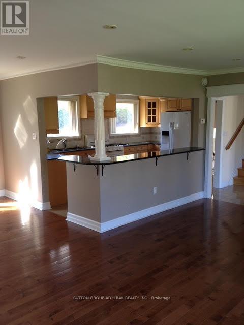 1336 Mississauga Road S, Mississauga, Ontario  L5H 2J4 - Photo 3 - W12444912