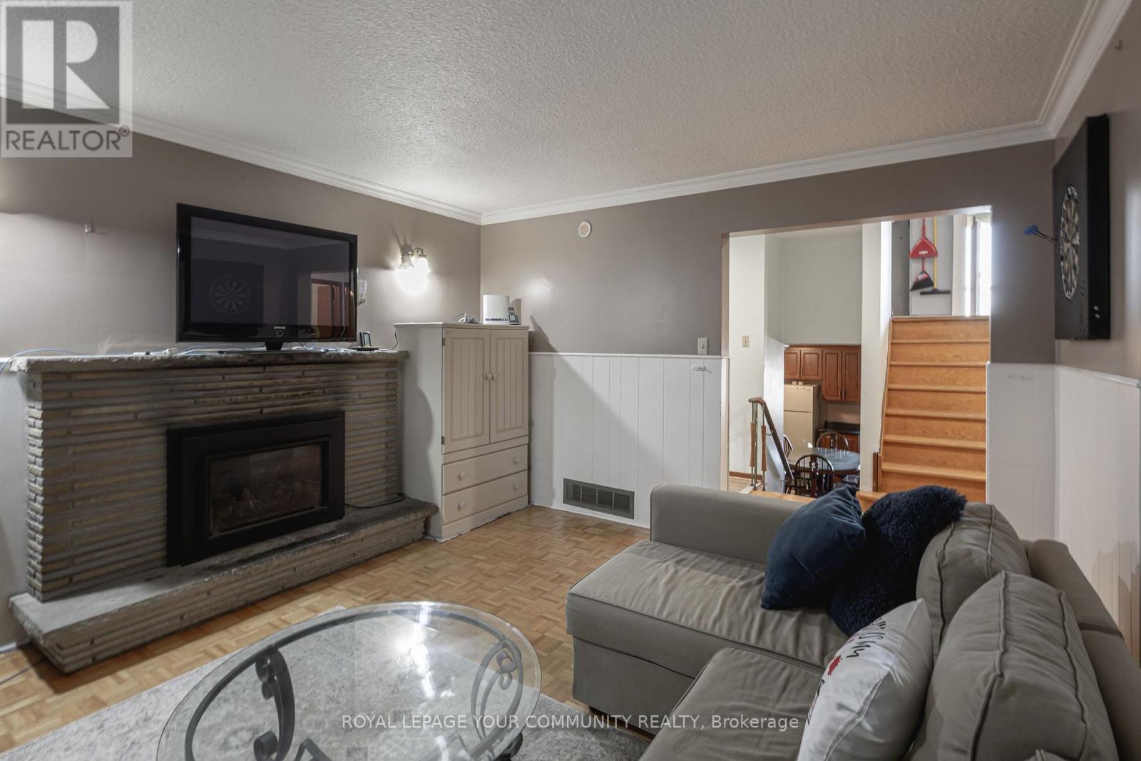 18 Loomis Court, Toronto (York University Heights), Ontario  M3J 1P8 - Photo 37 - W12444913