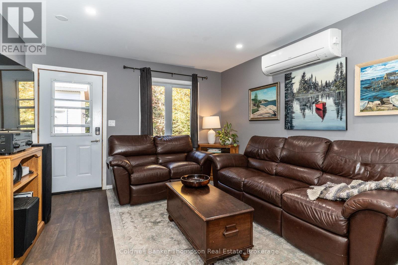 42 Murray Street, Sundridge, Ontario  P0A 1Z0 - Photo 4 - X12444949