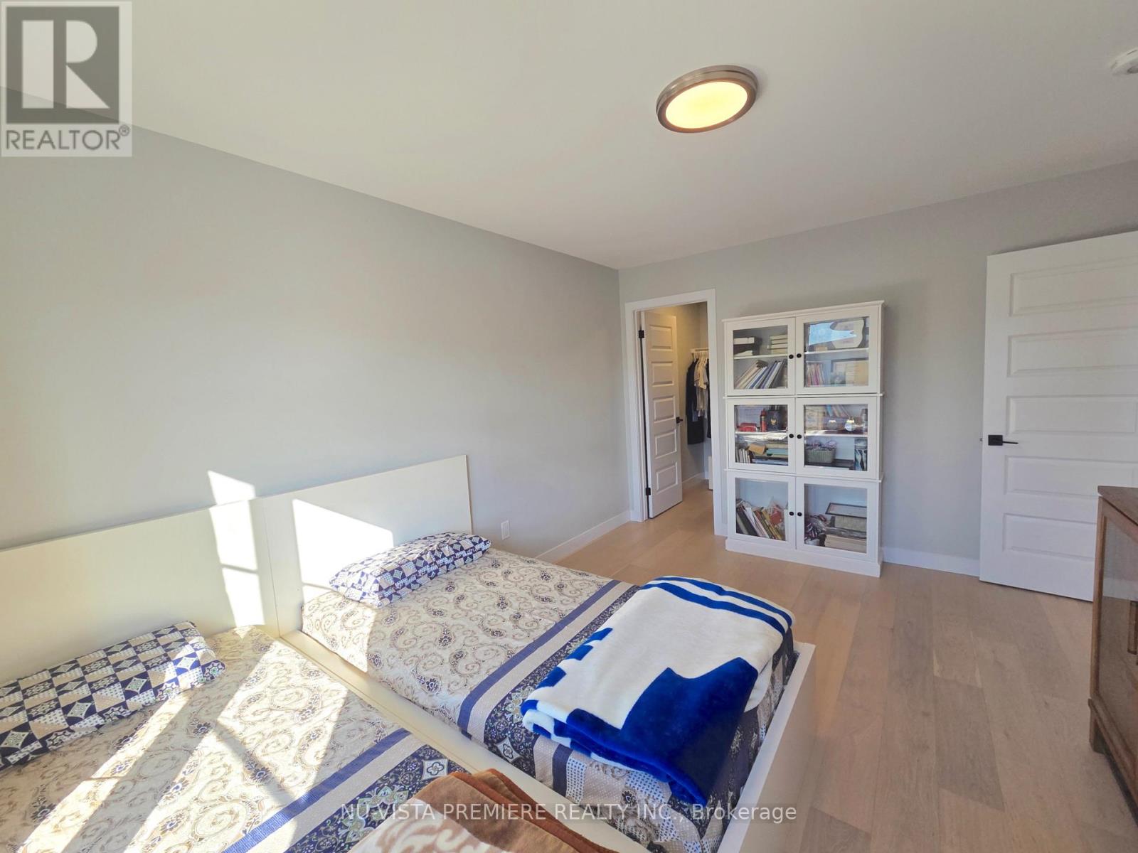 184 Doan Drive, Middlesex Centre, Ontario  N0L 1R0 - Photo 28 - X12444961