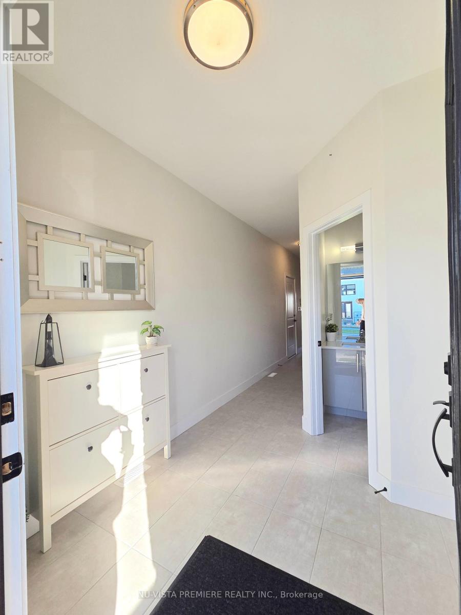184 Doan Drive, Middlesex Centre, Ontario  N0L 1R0 - Photo 4 - X12444961