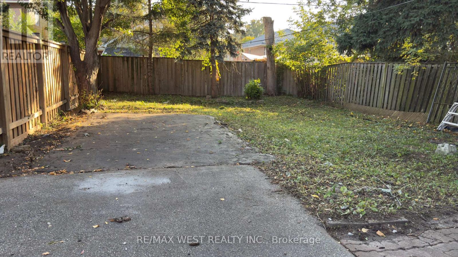 25 Sixteenth Street, Toronto, Ontario  M8V 3J7 - Photo 43 - W12437026