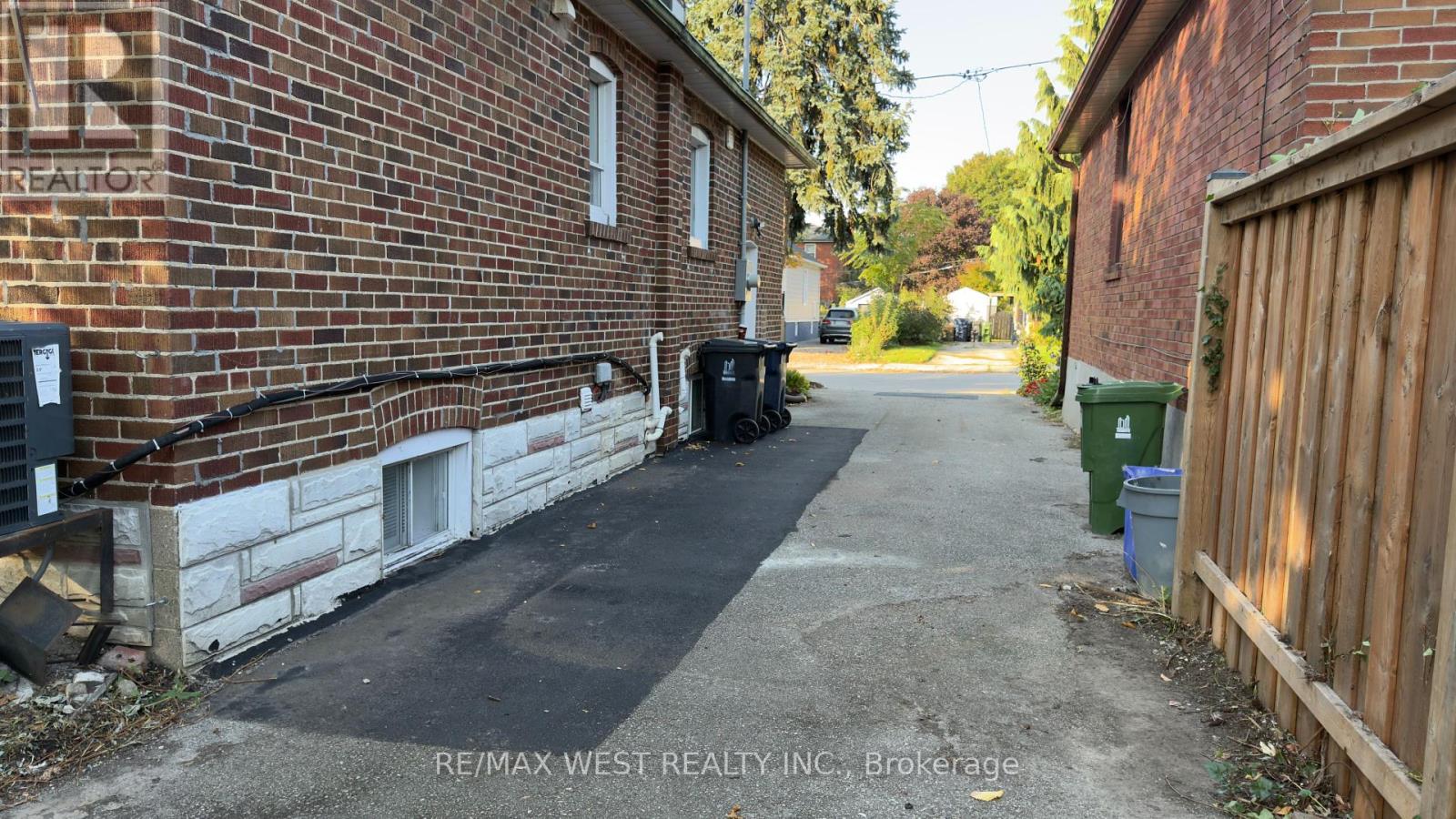 25 Sixteenth Street, Toronto, Ontario  M8V 3J7 - Photo 44 - W12437026