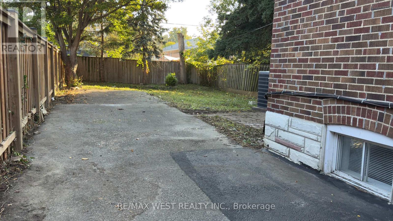 25 Sixteenth Street, Toronto, Ontario  M8V 3J7 - Photo 42 - W12437026