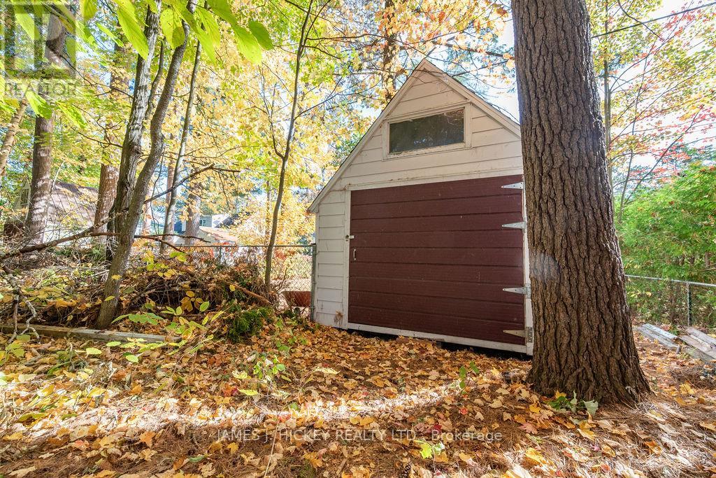 13 Thomson Crescent, Deep River, Ontario  K0J 1P0 - Photo 24 - X12444939
