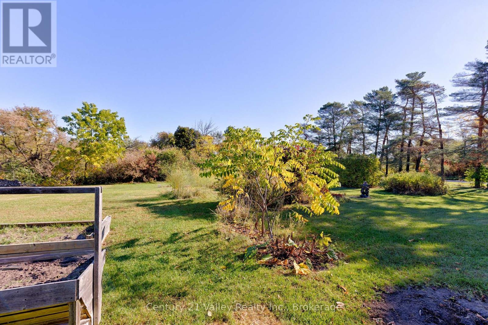 405 Moore Street, Renfrew, Ontario  K7V 1L8 - Photo 15 - X12444965