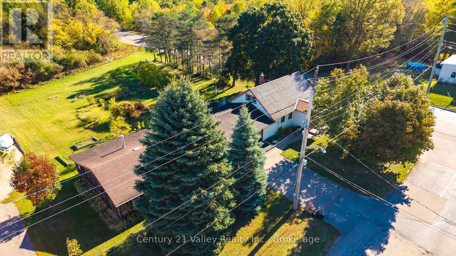 405 Moore Street, Renfrew, Ontario  K7V 1L8 - Photo 19 - X12444965