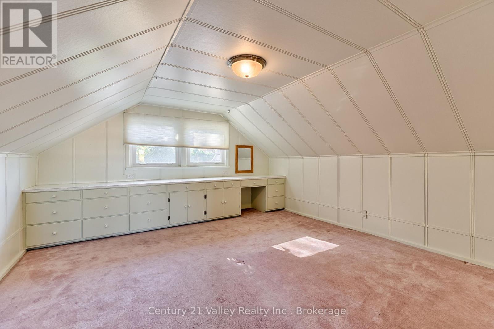 405 Moore Street, Renfrew, Ontario  K7V 1L8 - Photo 42 - X12444965