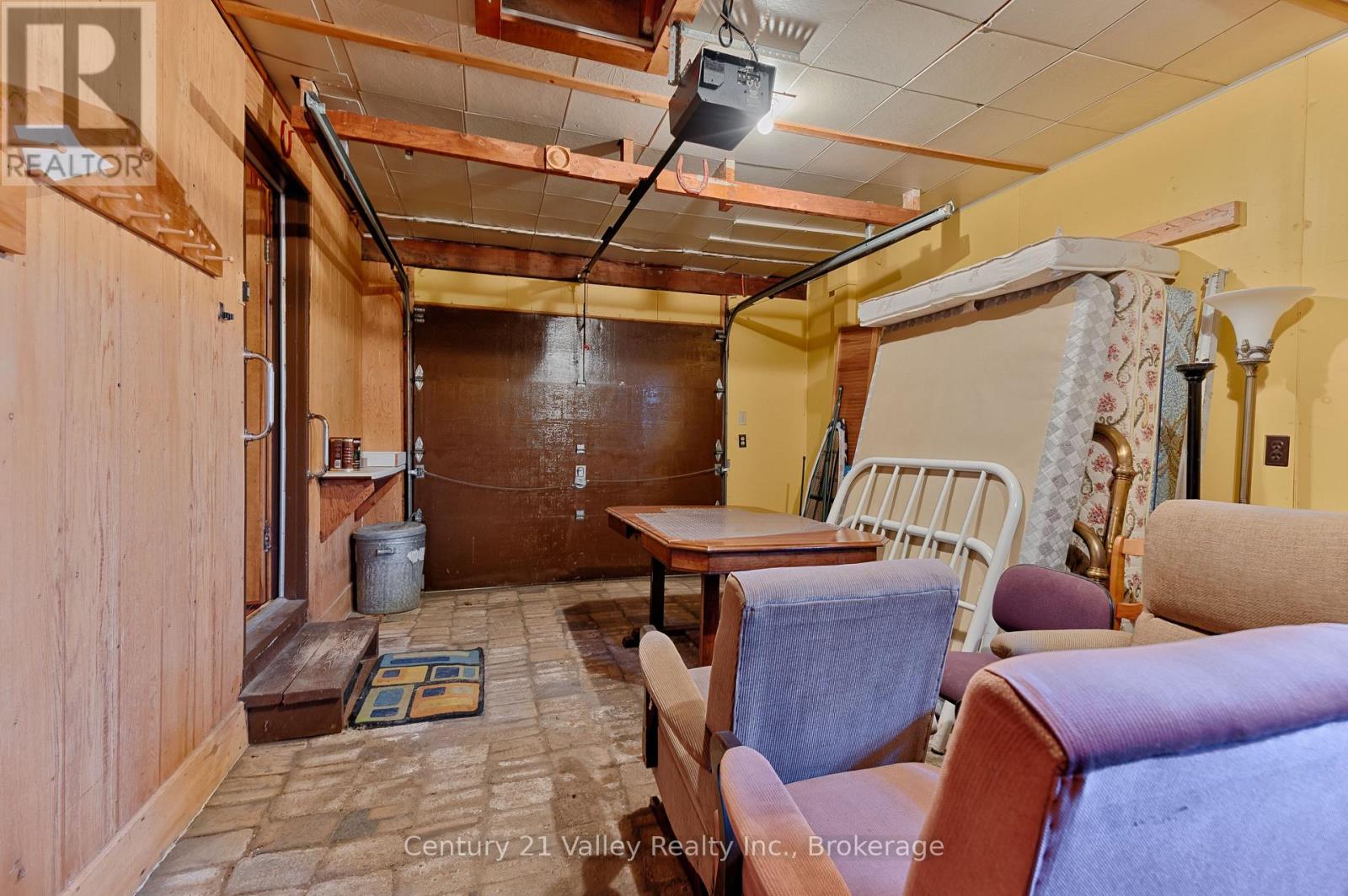 405 Moore Street, Renfrew, Ontario  K7V 1L8 - Photo 50 - X12444965