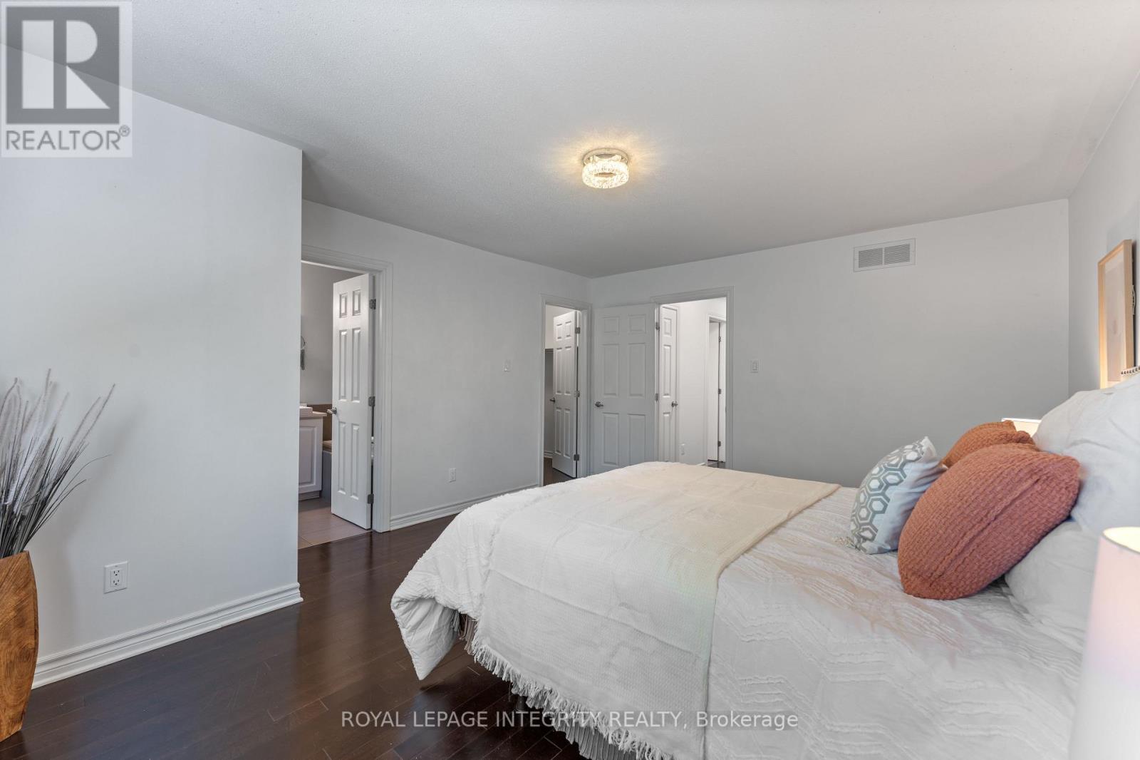 6308 Sablewood Place, Ottawa, Ontario  K1C 7M6 - Photo 32 - X12444921
