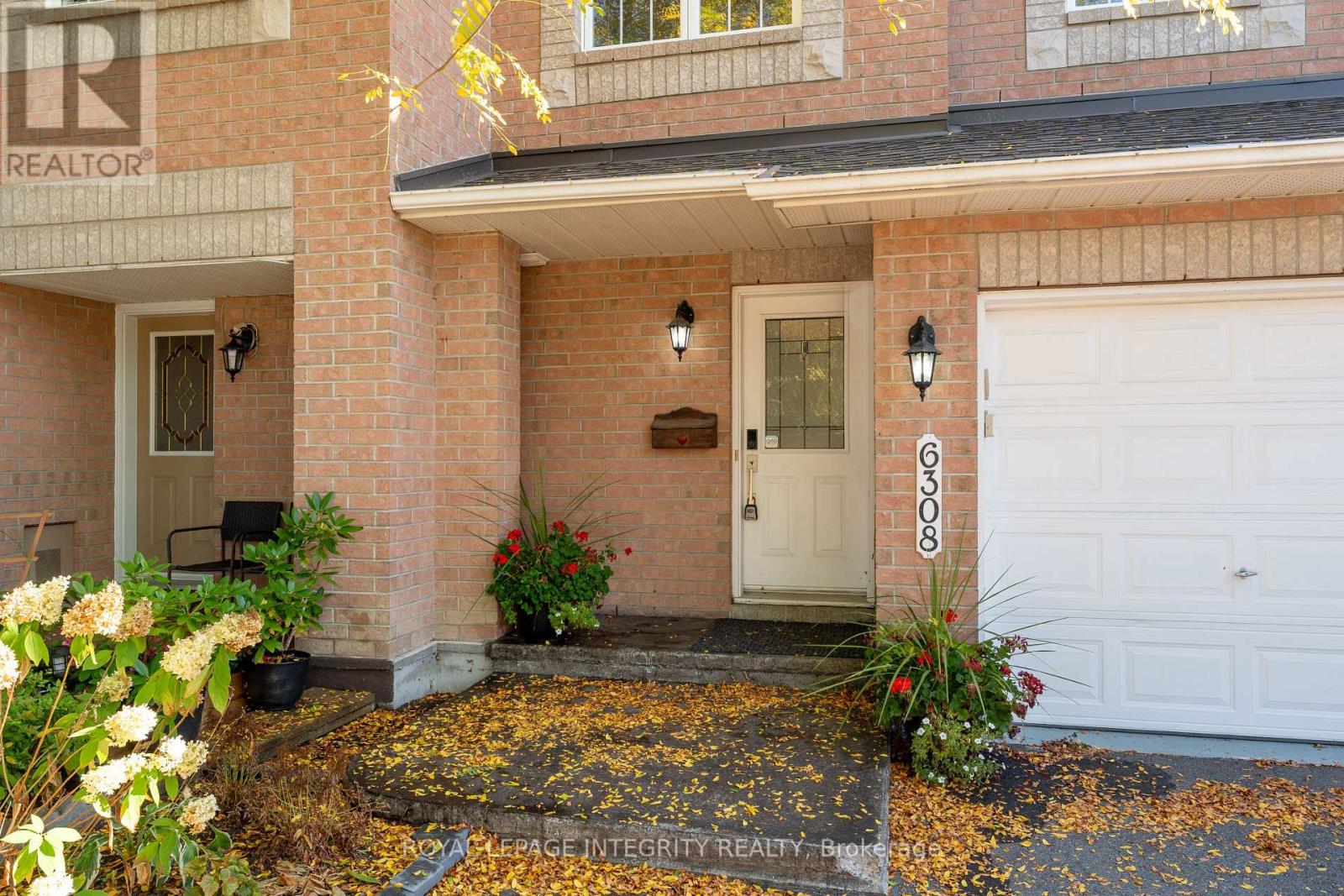 6308 Sablewood Place, Ottawa, Ontario  K1C 7M6 - Photo 4 - X12444921