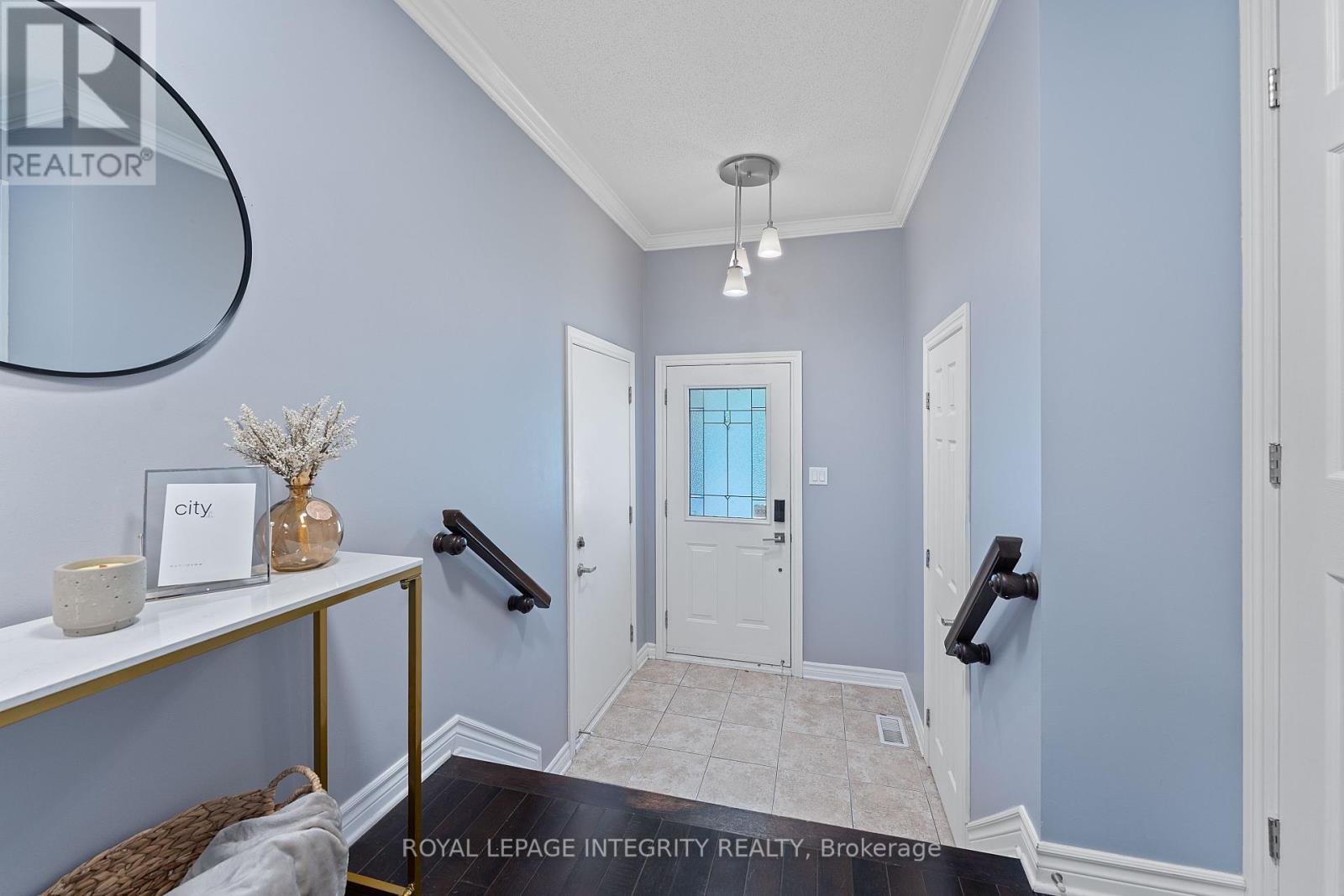 6308 Sablewood Place, Ottawa, Ontario  K1C 7M6 - Photo 5 - X12444921