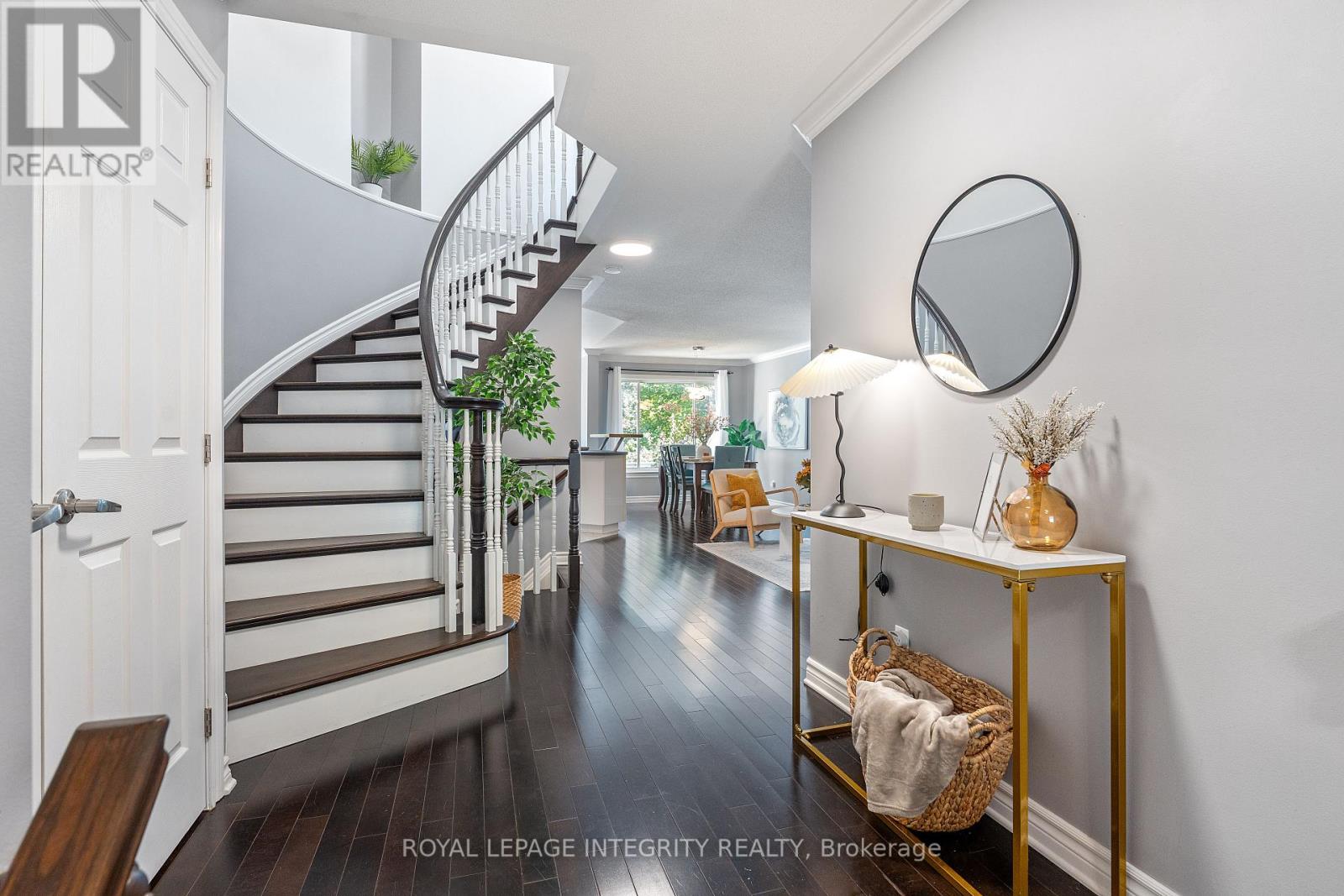 6308 Sablewood Place, Ottawa, Ontario  K1C 7M6 - Photo 6 - X12444921