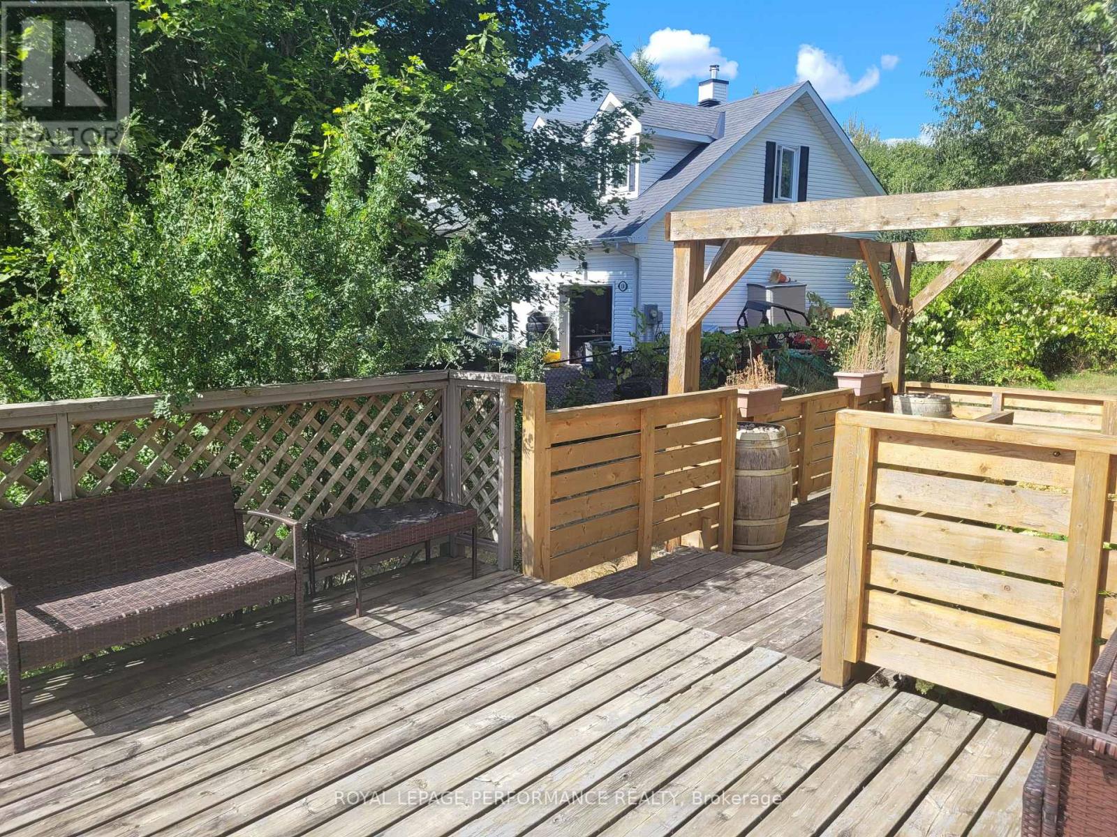 136b Glenncastle Drive, Ottawa, Ontario  K0A 1L0 - Photo 23 - X12444958