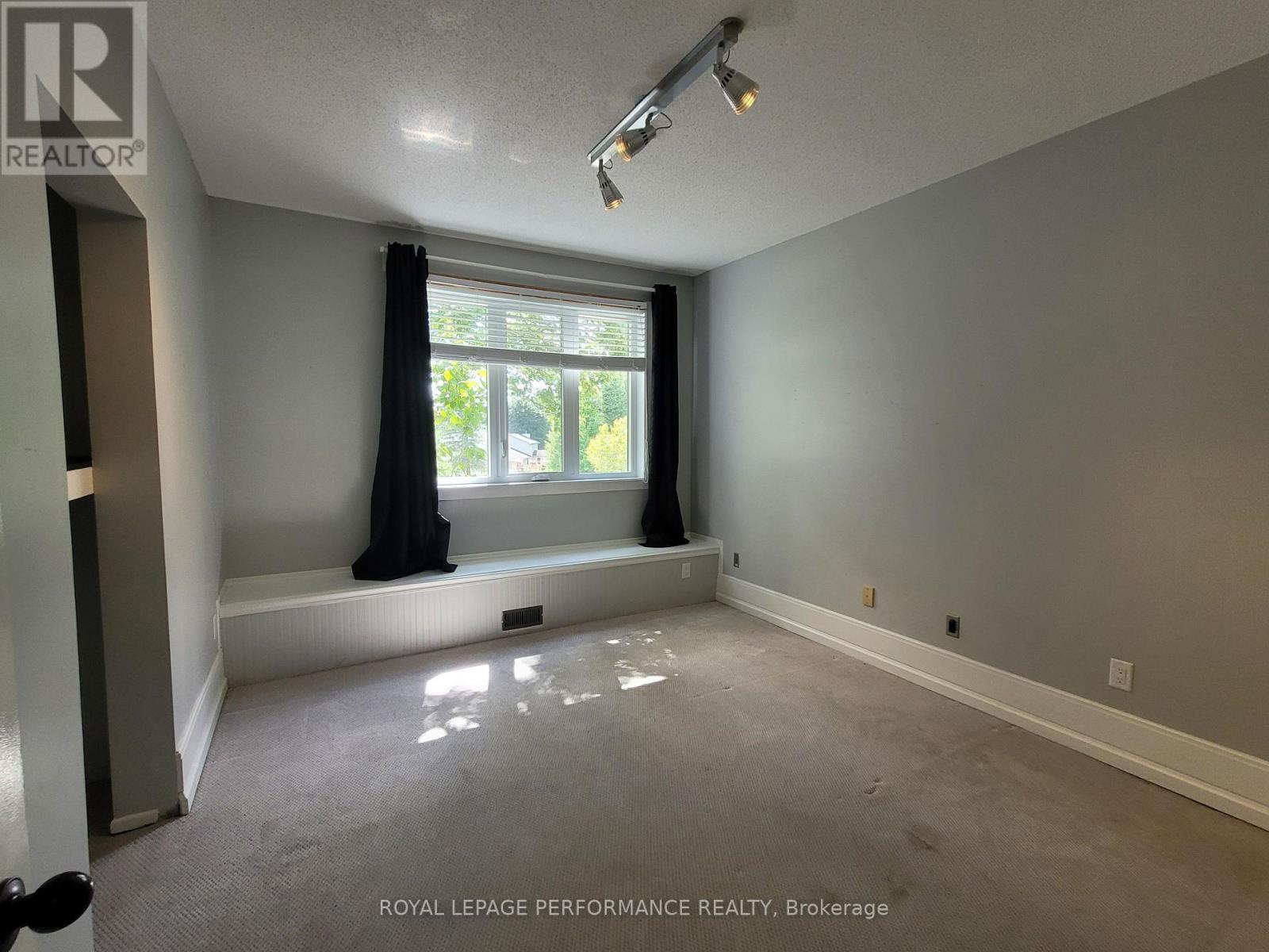 136b Glenncastle Drive, Ottawa, Ontario  K0A 1L0 - Photo 31 - X12444958