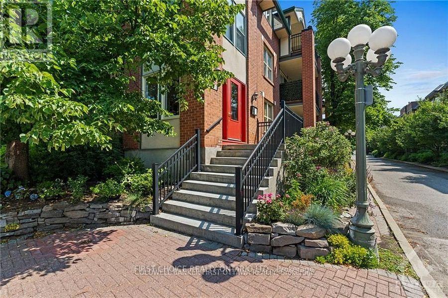 104 - 175 Woodbine Place, Ottawa, Ontario  K1S 5M8 - Photo 2 - X12444962