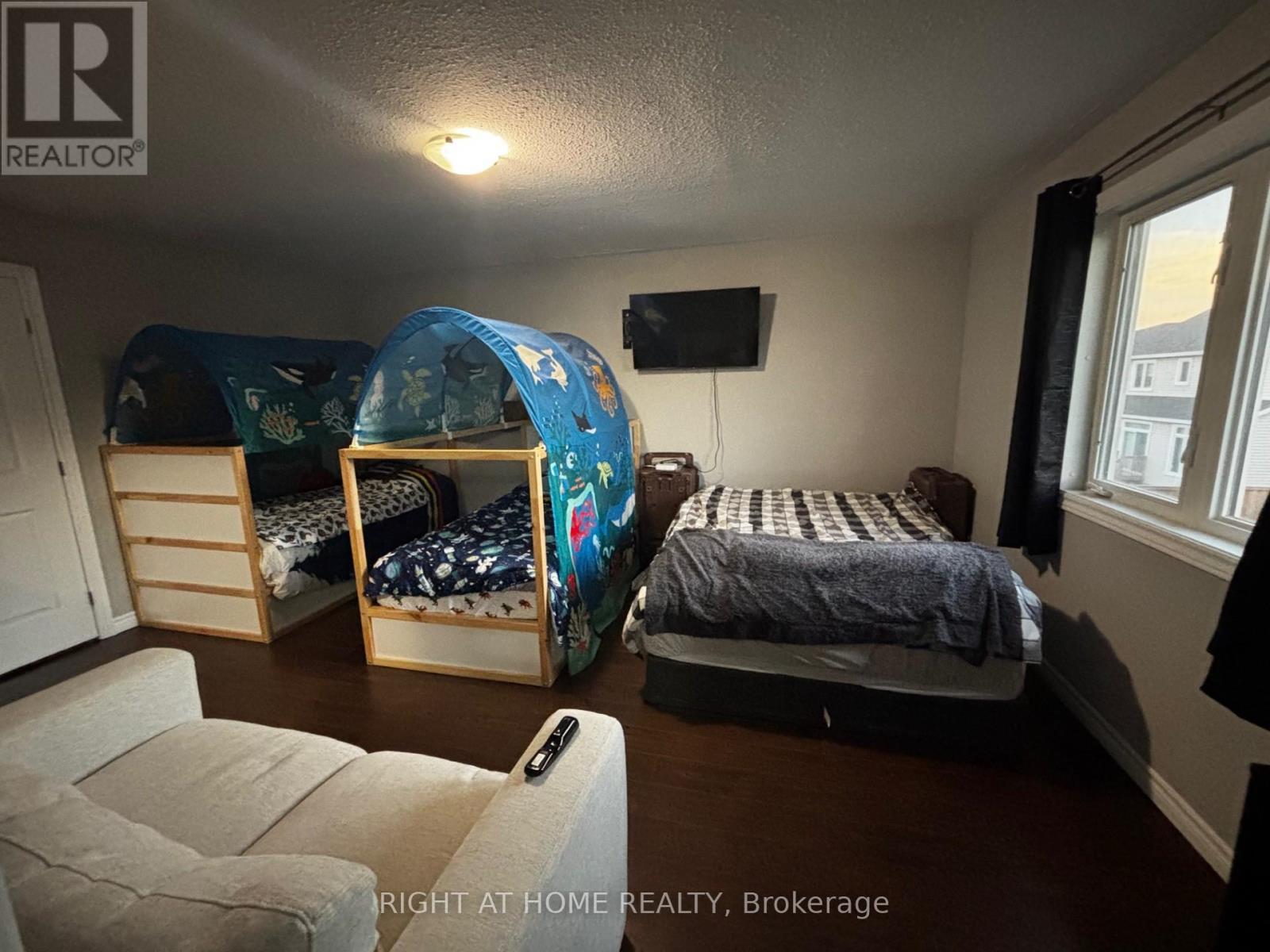 1427 Monarch Drive, Kingston, Ontario  K7P 0R9 - Photo 18 - X12444904