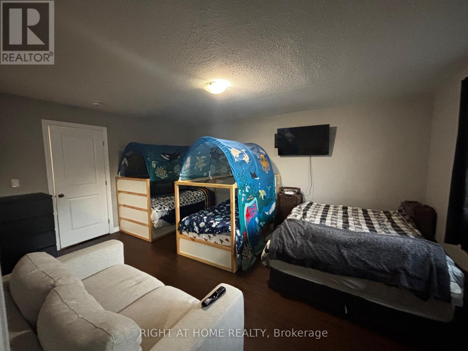 1427 Monarch Drive, Kingston, Ontario  K7P 0R9 - Photo 19 - X12444904