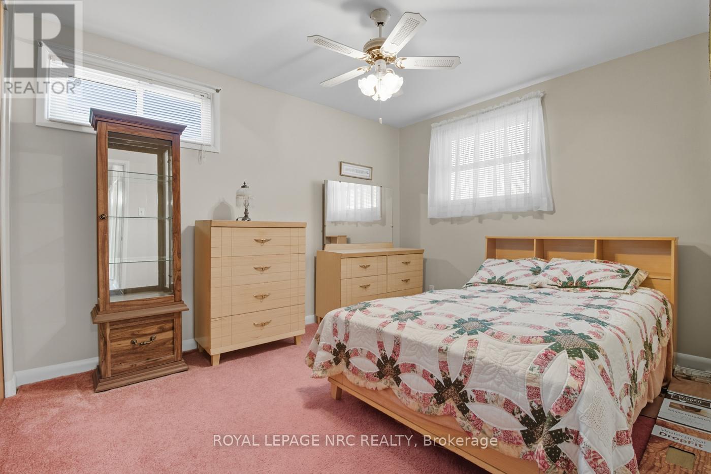 236 Johnston Street, Port Colborne, Ontario  L3K 1H5 - Photo 15 - X12444953